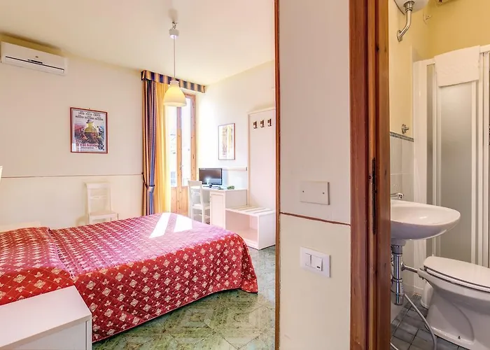 Hotel Marine 3*