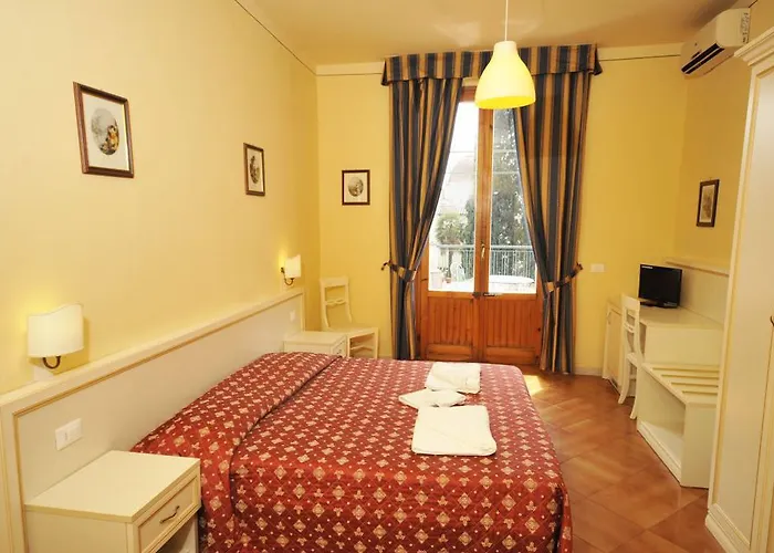 Hotel Marine