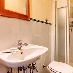 Marine 3* Florence