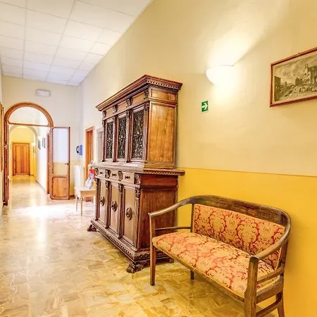 Marine Hotel 3*