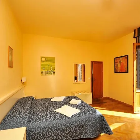 Marine 3* Florenz